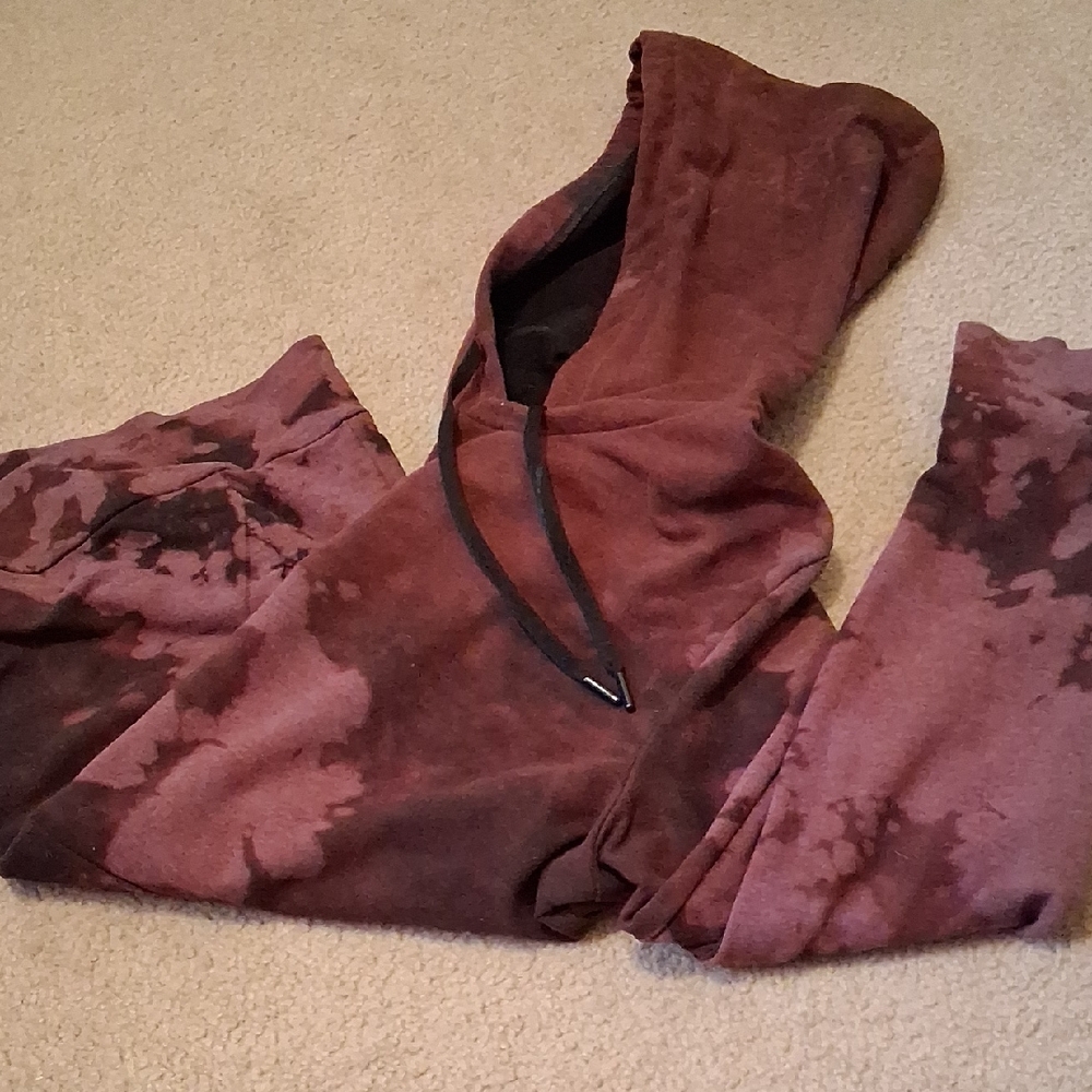 Women's Tie-Dye Hooded Jumpsuit - Maroon